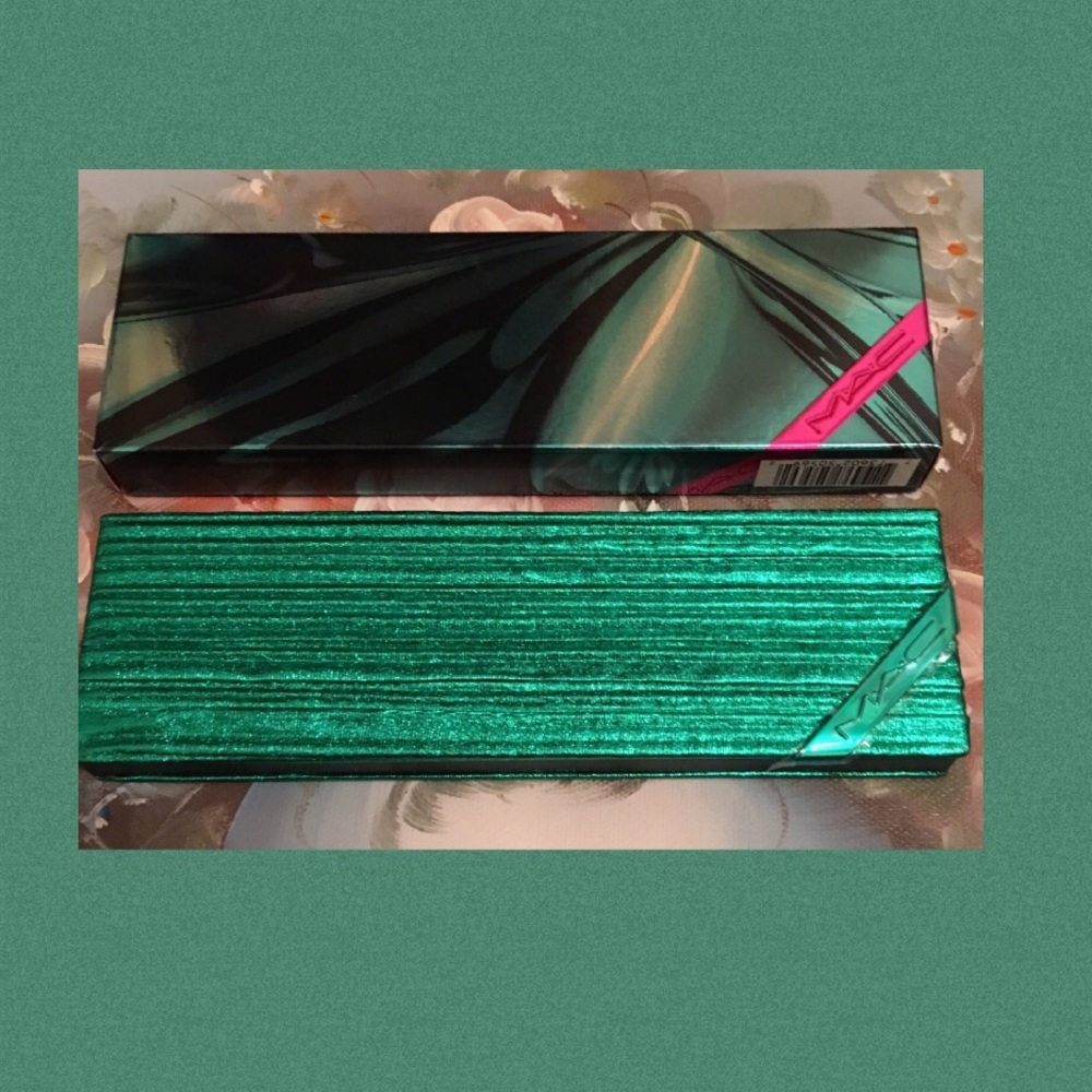 NWT MAC shiny pretty things